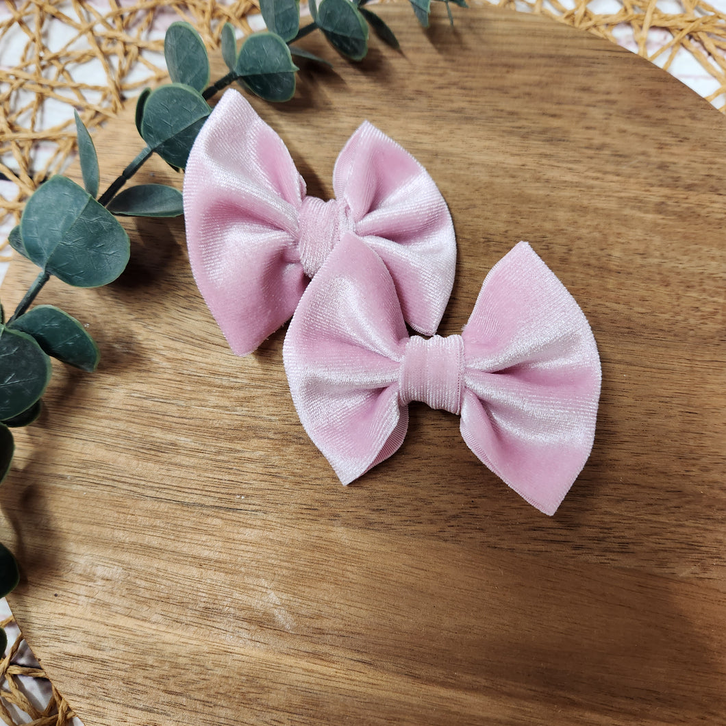 pink velvet clip Mini Piggies